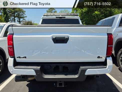 Used 2024 Toyota Tacoma TRD Sport w/ TRD Sport Upgrade Package AWD/4WD image 5