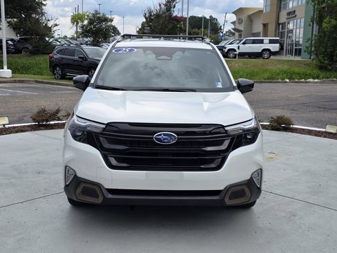 Used 2025 Subaru Forester Sport w/ Popular Package #2 AWD/4WD image 2