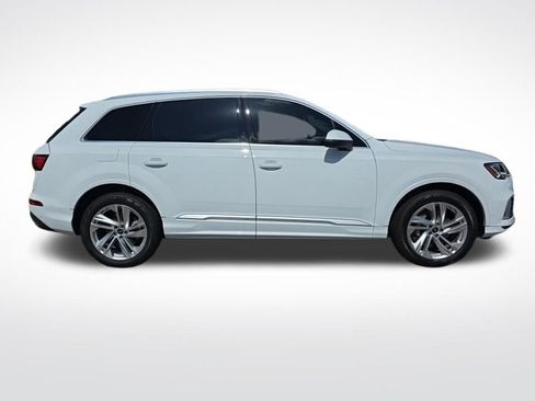 Used 2023 Audi Q7 3.0T Premium Plus w/ Premium Plus Package AWD/4WD image 4