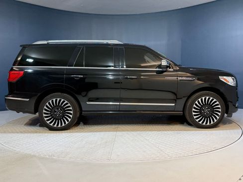 Used 2021 Lincoln Navigator Black Label image 8