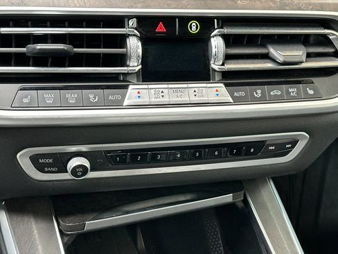 Used 2022 BMW X5 xDrive40i w/ M Sport Package image 22