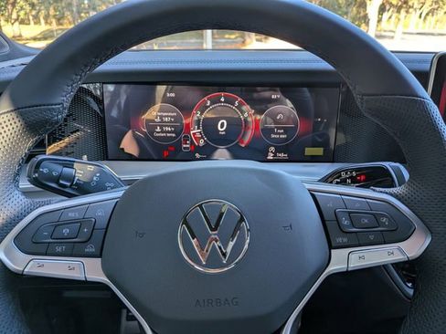 New 2026 Volkswagen Tiguan SE R-Line image 33