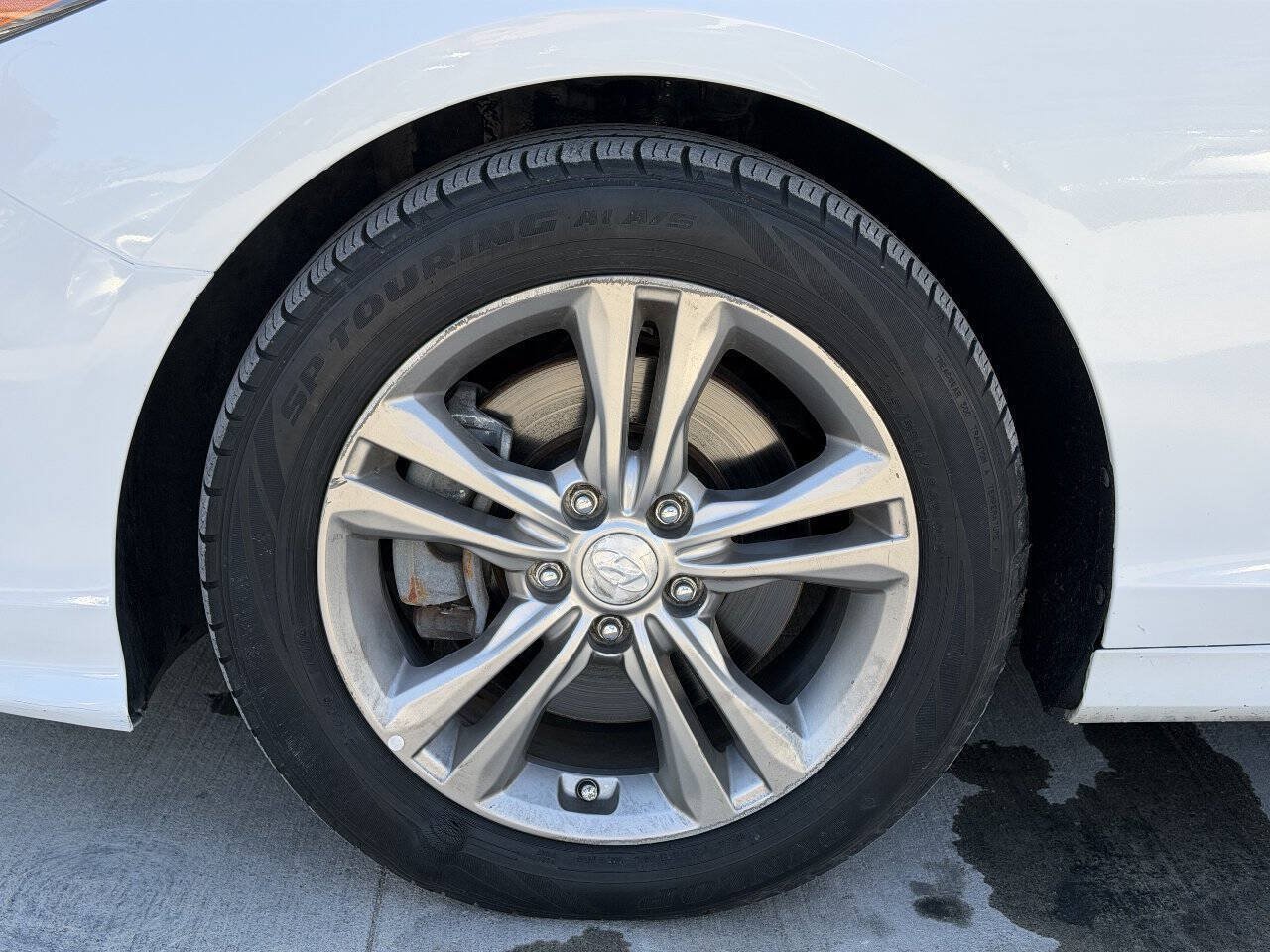 Used 2019 Hyundai Sonata Limited FWD image 32