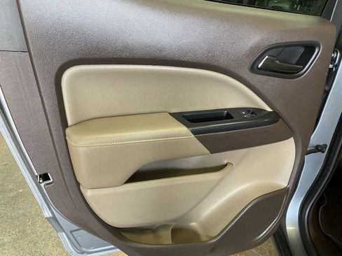 Used 2019 GMC Canyon SLT w/ Driver Alert Package RWD image 6