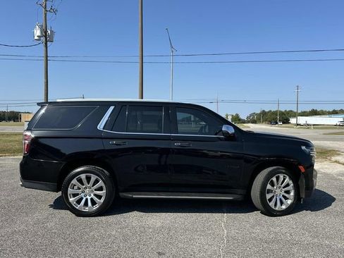 Used 2021 Chevrolet Tahoe Premier w/ Premium Package image 7