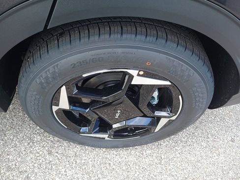 New 2026 Kia Sportage EX image 10