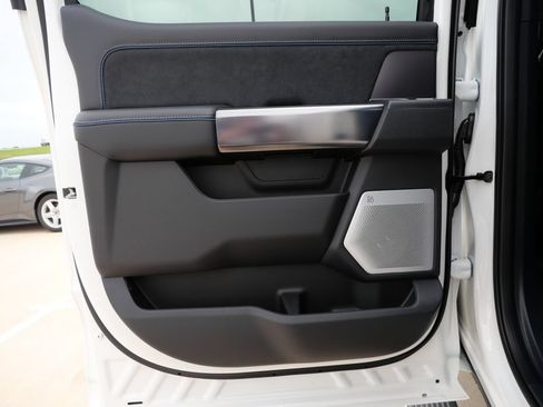 New 2026 Ford F250 Platinum AWD/4WD image 15
