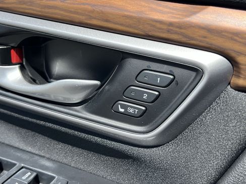 Used 2020 Honda CR-V EX image 32