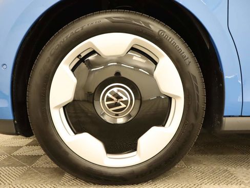 New 2025 Volkswagen ID. Buzz Pro S image 6