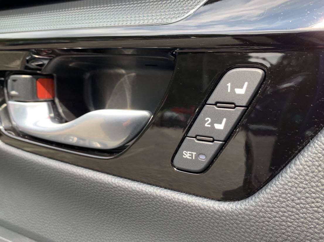 Certified 2025 Honda CR-V Sport Touring image 13