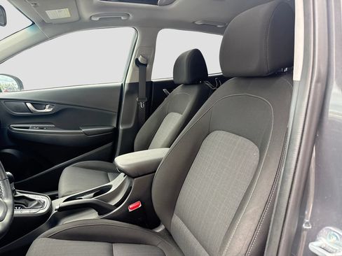 Used 2023 Hyundai Kona SEL w/ Convenience Package AWD/4WD image 11