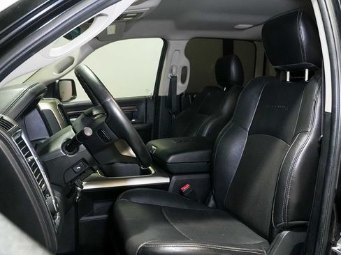 Used 2016 RAM 1500 Laramie AWD/4WD image 14