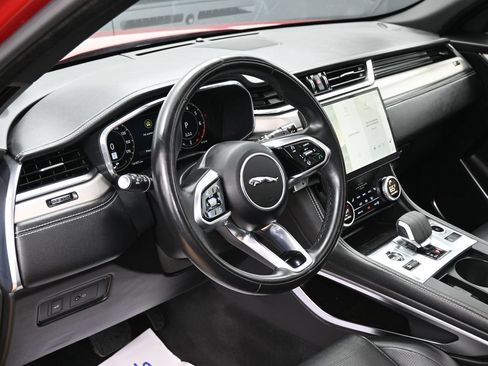 Used 2025 Jaguar F-PACE R-Dynamic S AWD/4WD image 19