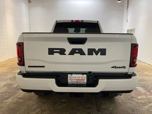 Used 2026 RAM 2500 Big Horn AWD/4WD image 4