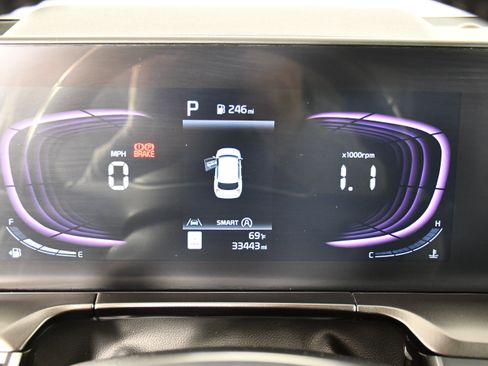 Used 2025 Kia Telluride S AWD/4WD image 18