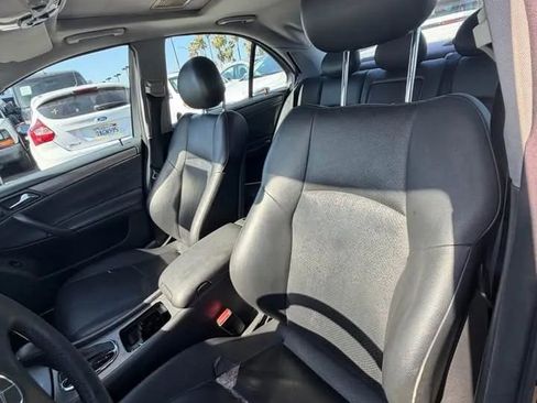 Used 2004 Mercedes-Benz C 320 Sedan image 7
