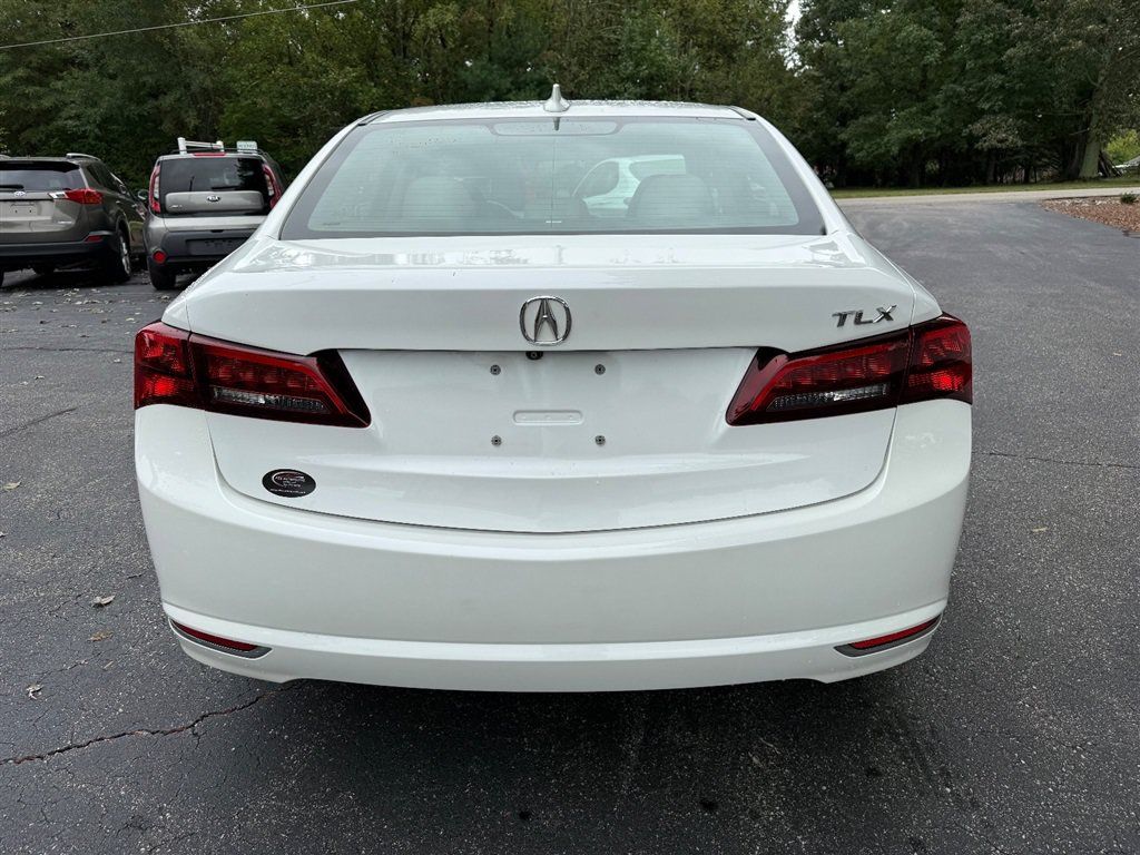 Used 2015 Acura TLX w/ Technology Package FWD image 4