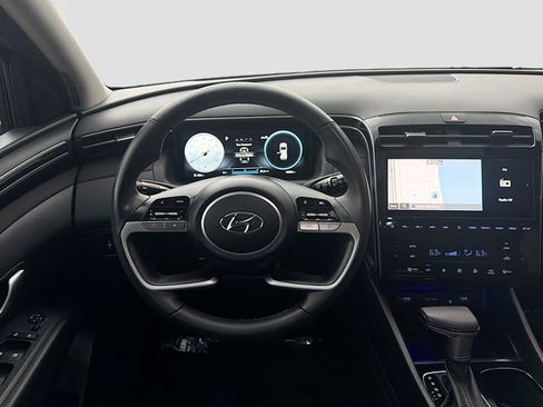 Certified 2024 Hyundai Tucson SEL w/ Convenience Package FWD image 24