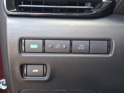 Used 2023 Nissan Sentra SV FWD image 25