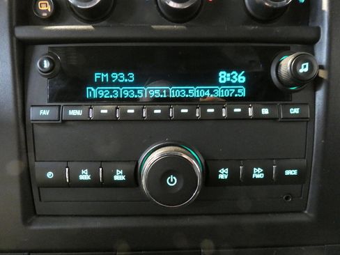 Used 2023 Chevrolet Express 2500 w/ Driver Convenience Package image 12