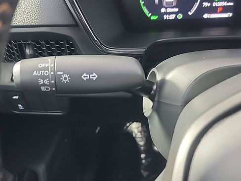Used 2025 Honda CR-V Sport-L image 29