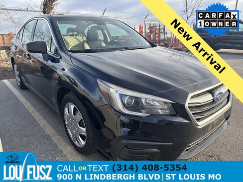 Used 2019 Subaru Legacy 2.5i image 1