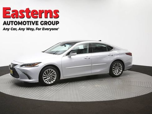 Used 2019 Lexus ES 350 Ultra Luxury w/ Accessory Package FWD image 60
