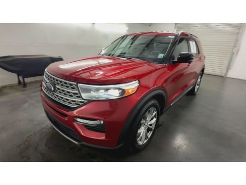 Used 2021 Ford Explorer Limited w/ Equipment Group 301A RWD image 4