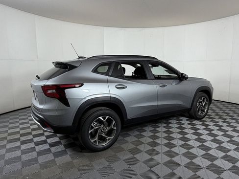 New 2026 Chevrolet Trax LT w/ Driver Confidence Package image 4