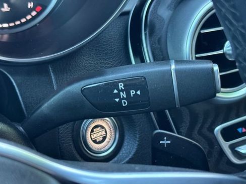 Used 2021 Mercedes-Benz GLC 300 image 24