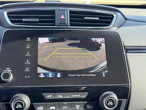 Used 2018 Honda CR-V Touring image 17