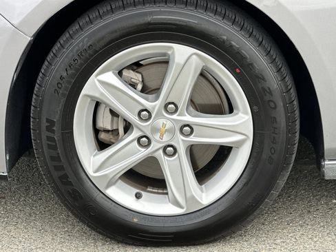 Used 2023 Chevrolet Malibu LT image 31