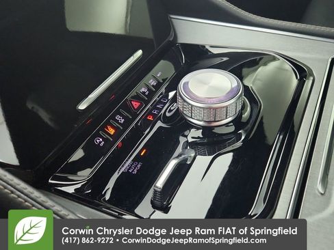 Used 2024 Jeep Wagoneer Series II image 21