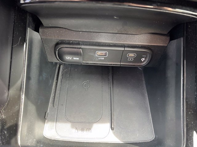 Certified 2024 Kia Telluride EX w/ EX Captain's Chair Package AWD/4WD image 26