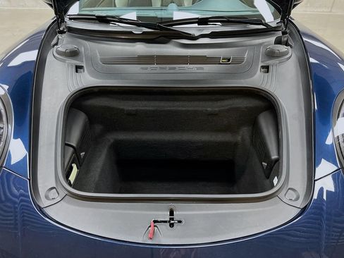Certified 2019 Porsche 911 Turbo S AWD/4WD image 31