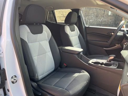 New 2026 Chevrolet Trax LS w/ LS Convenience Package FWD image 23