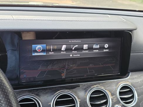Used 2017 Mercedes-Benz E 300 image 14