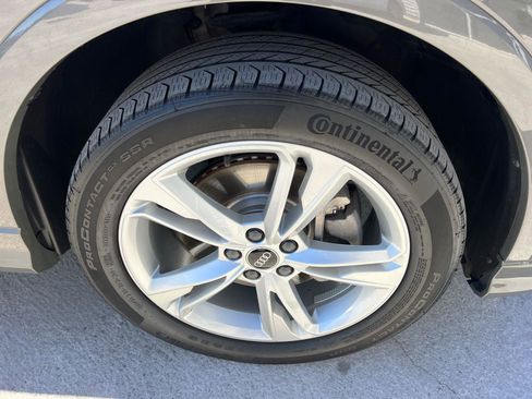 Used 2022 Audi Q3 2.0T Premium w/ Convenience Package image 12