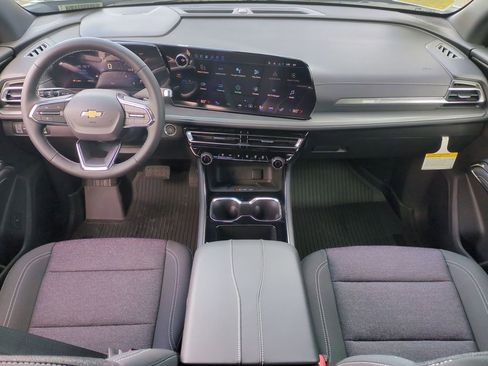 New 2026 Chevrolet Traverse LT w/ Driver Confidence Package image 11