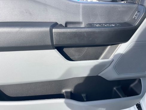 New 2026 Ford F250 XL w/ XL Off-Road Package image 7