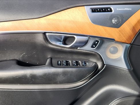 Used 2018 Volvo XC90 T6 Inscription w/ Convenience Package image 13