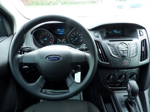 Used 2014 Ford Focus S image 23