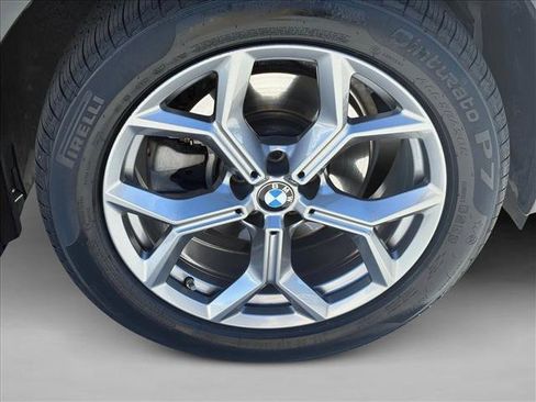 Used 2024 BMW X3 xDrive30i w/ Convenience Package image 9