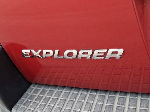 Used 2003 Ford Explorer XLS AWD/4WD image 10