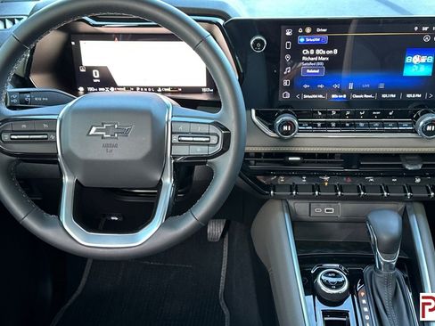 Certified 2024 Chevrolet Colorado ZR2 w/ Technology Package image 17