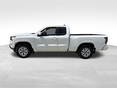 Used 2024 Nissan Frontier SV w/ SV Convenience Package RWD image 4