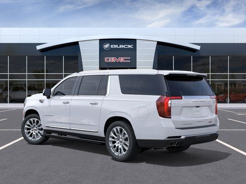 New 2026 GMC Yukon XL Denali w/ Sun & Power Step Package AWD/4WD image 44