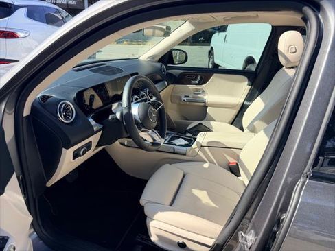 Used 2026 Mercedes-Benz GLB 250 w/ Exclusive Package image 12