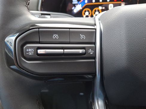 Used 2024 Chevrolet Colorado ZR2 w/ ZR2 Bison Edition image 23