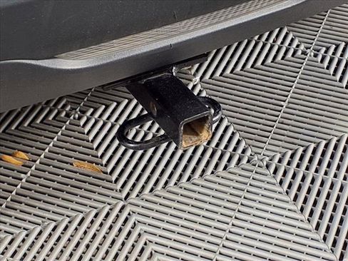 Used 2022 Chevrolet Bolt LT w/ Infotainment Package image 14